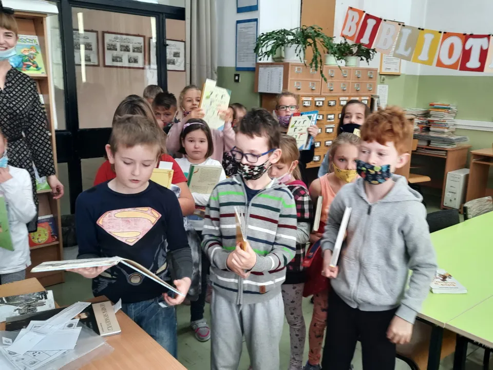 Biblioteka siłownią... — zdjęcie 2