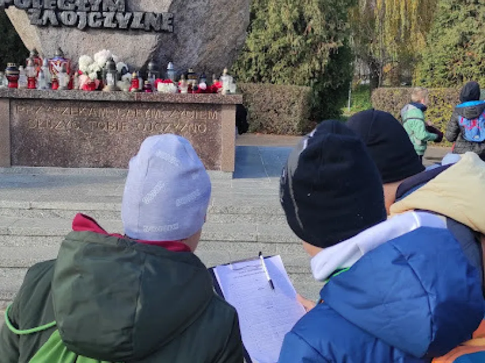7a na grze miejskiej “Kielecka droga do niepodległości”  — zdjęcie 7