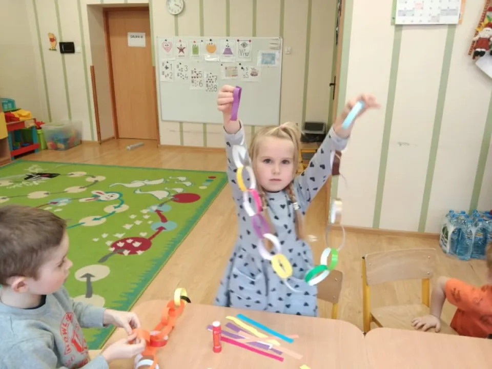 Warsztaty Bożonarodzeniowe w Grupie Pszczółki — zdjęcie 10