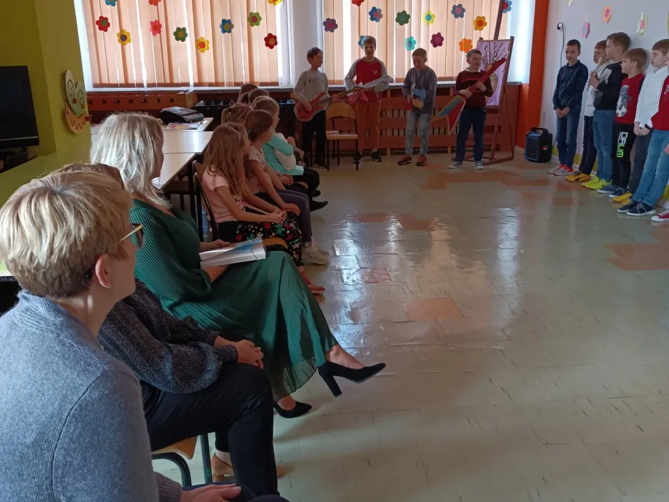 Dzień Kobiet w świetlicy — zdjęcie 1