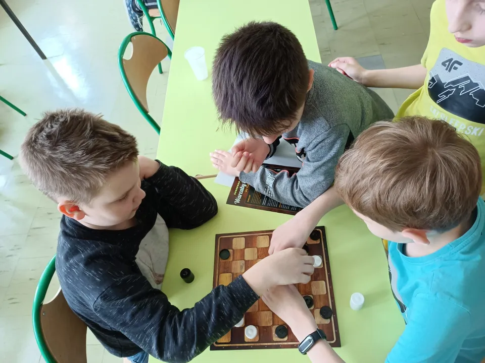 Dzień Kobiet w świetlicy — zdjęcie 10