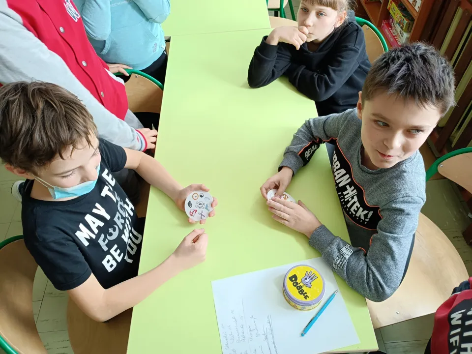 Dzień Kobiet w świetlicy — zdjęcie 13