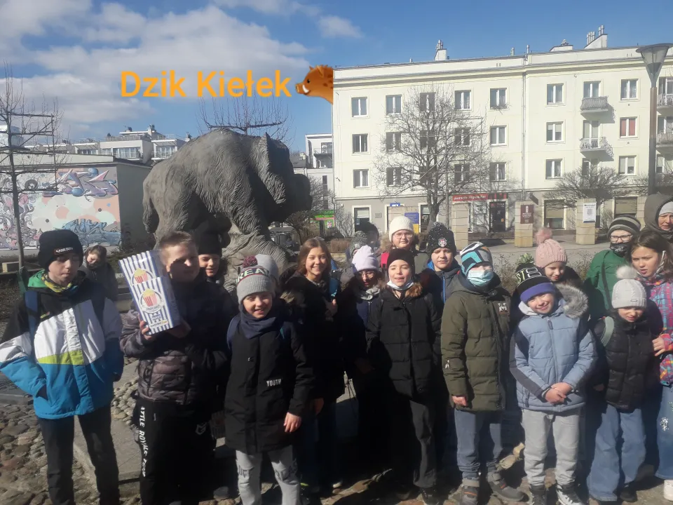 Dzień Kobiet w 4a   — zdjęcie 6