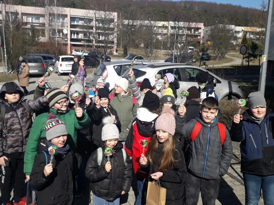 Dzień Kobiet w 4a   — zdjęcie 9