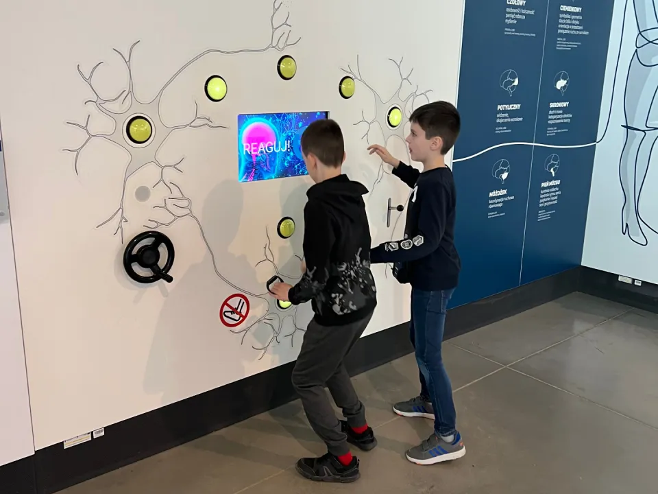 Klasy 3b i 3c z wizytą w Centrum Nauki Leonardo da Vinci.  — zdjęcie 22