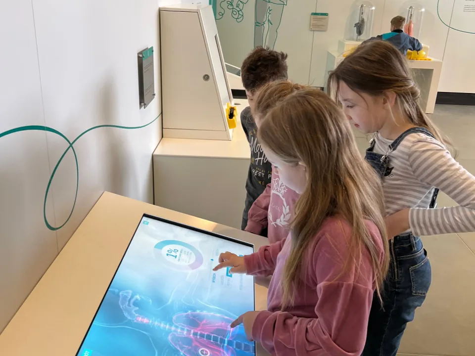 Klasy 3b i 3c z wizytą w Centrum Nauki Leonardo da Vinci.  — zdjęcie 24