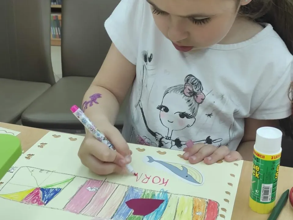 Delfiny w Miejskiej Bibliotece Publicznej — zdjęcie 29