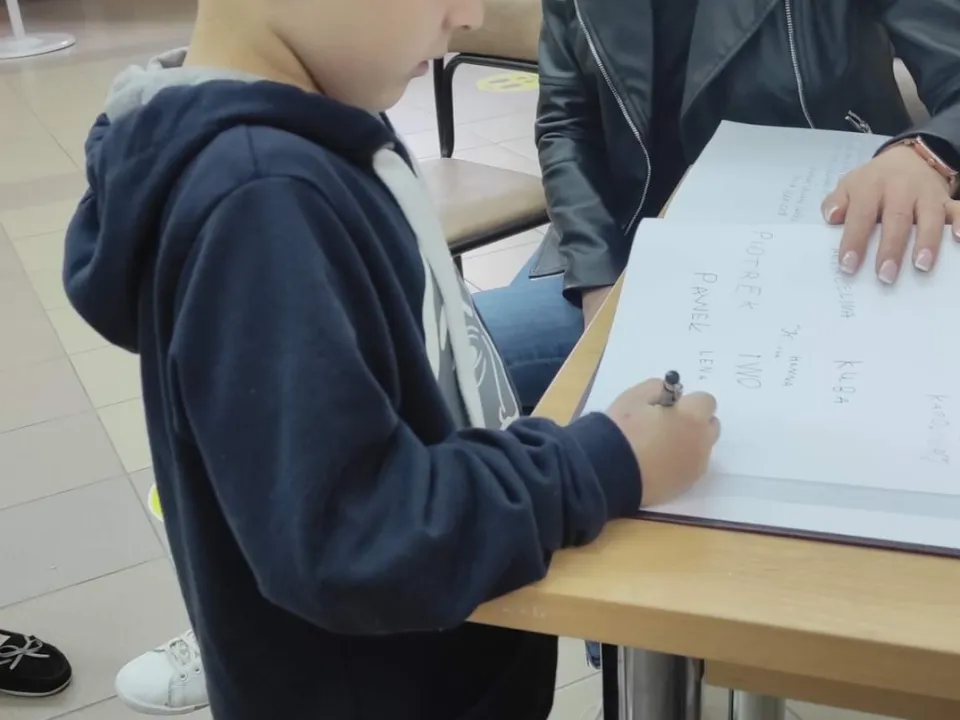Delfiny w Miejskiej Bibliotece Publicznej — zdjęcie 31