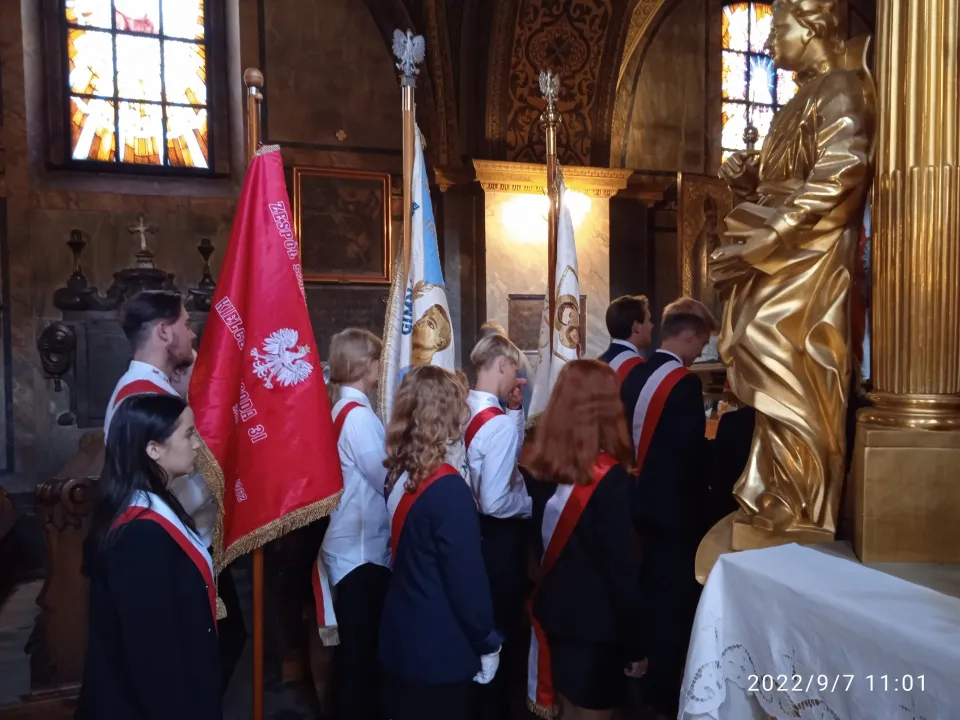 uroczystości ku czci żołnierzy 4 Pułku — zdjęcie 2