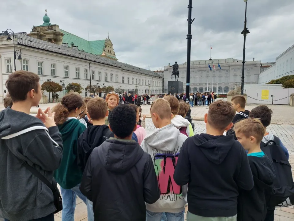 6 b w Warszawie — zdjęcie 13