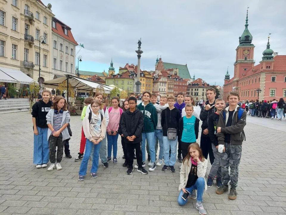 6 b w Warszawie — zdjęcie 22