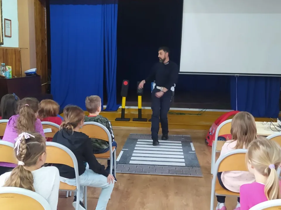 Spotkanie z funkcjonariuszem policji — zdjęcie 4