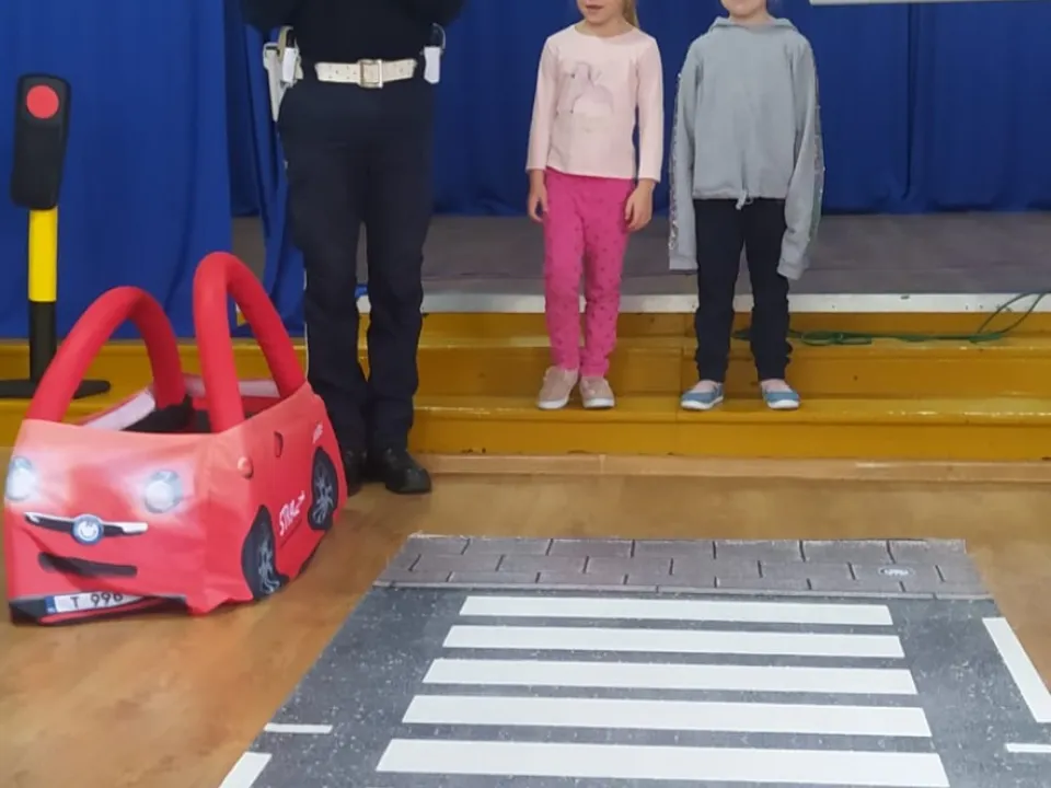 Spotkanie z funkcjonariuszem policji — zdjęcie 7