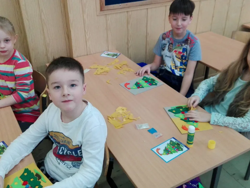 Świateczne choinki w IId — zdjęcie 1