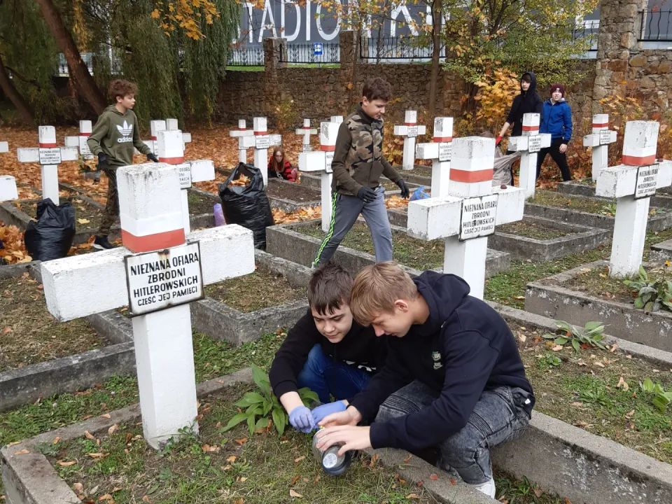 „Dbamy i pamiętamy” — zdjęcie 9