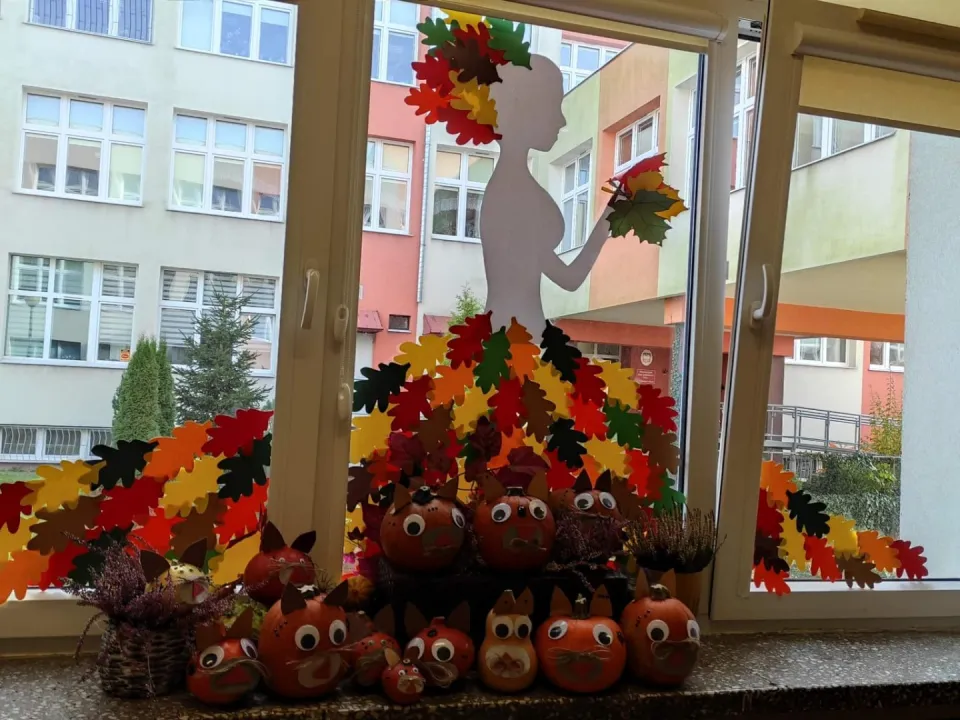 Jesienne warsztaty dyniowe w grupie Pszczółek — zdjęcie 10