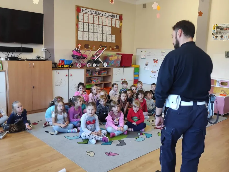 Policjanci u Pszczółek — zdjęcie 3