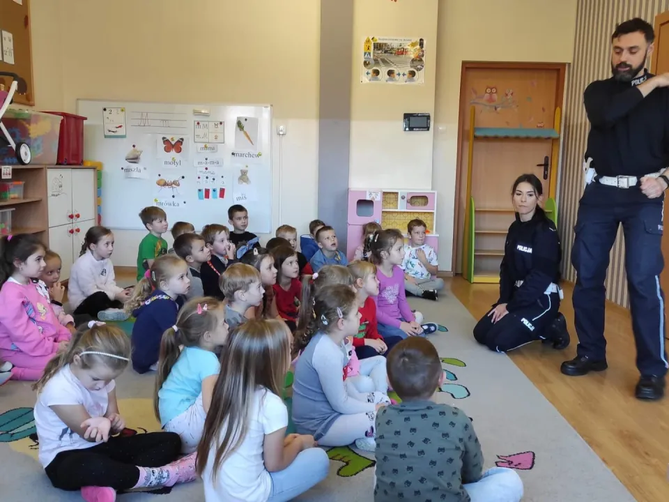 Policjanci u Pszczółek — zdjęcie 10