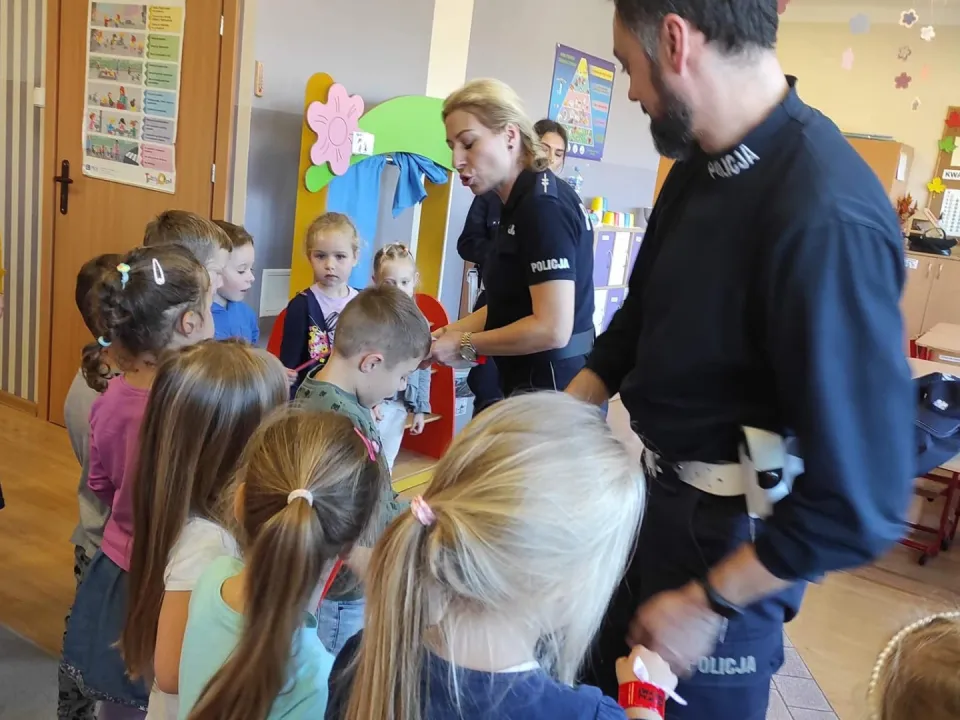 Policjanci u Pszczółek — zdjęcie 15
