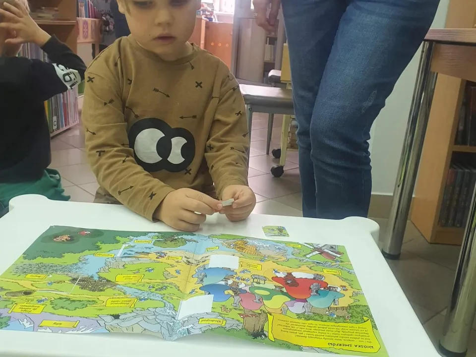 Wyjście Biedronek do Miejskiej Biblioteki Publicznej w Kielcach — zdjęcie 10