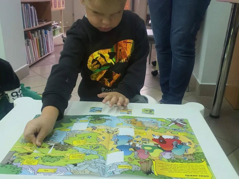 Wyjście Biedronek do Miejskiej Biblioteki Publicznej w Kielcach — zdjęcie 13