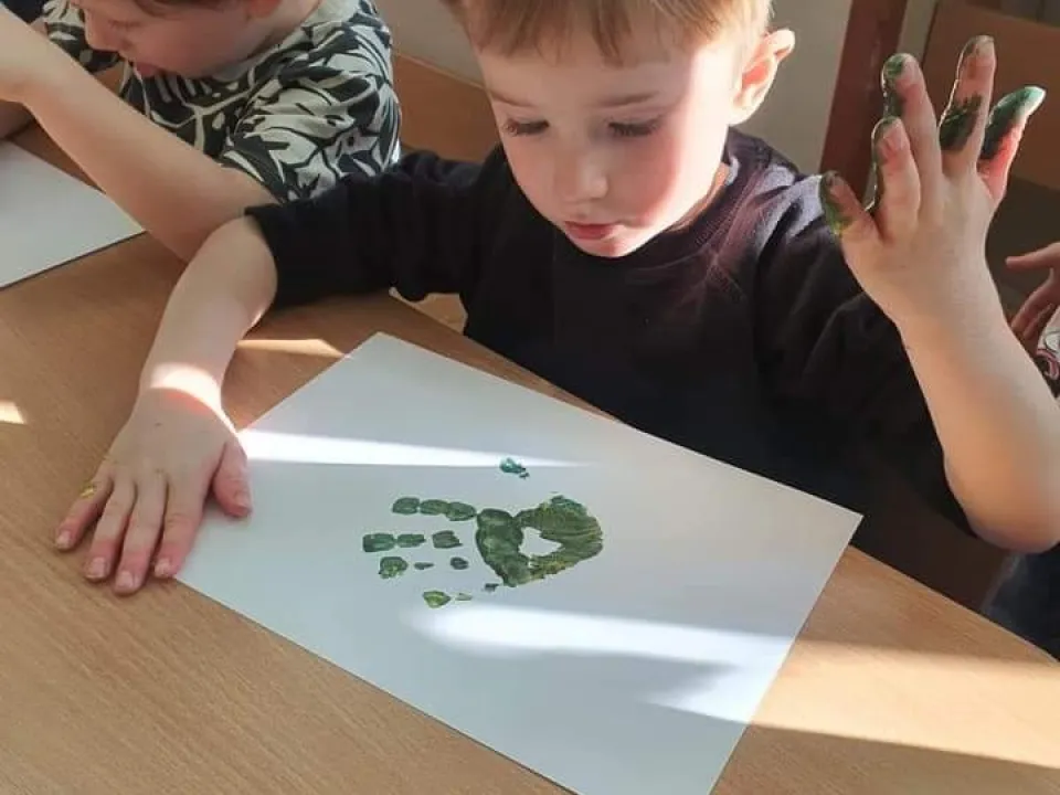 Światowy Dzień Mycia Rąk w grupie Biedronek — zdjęcie 15