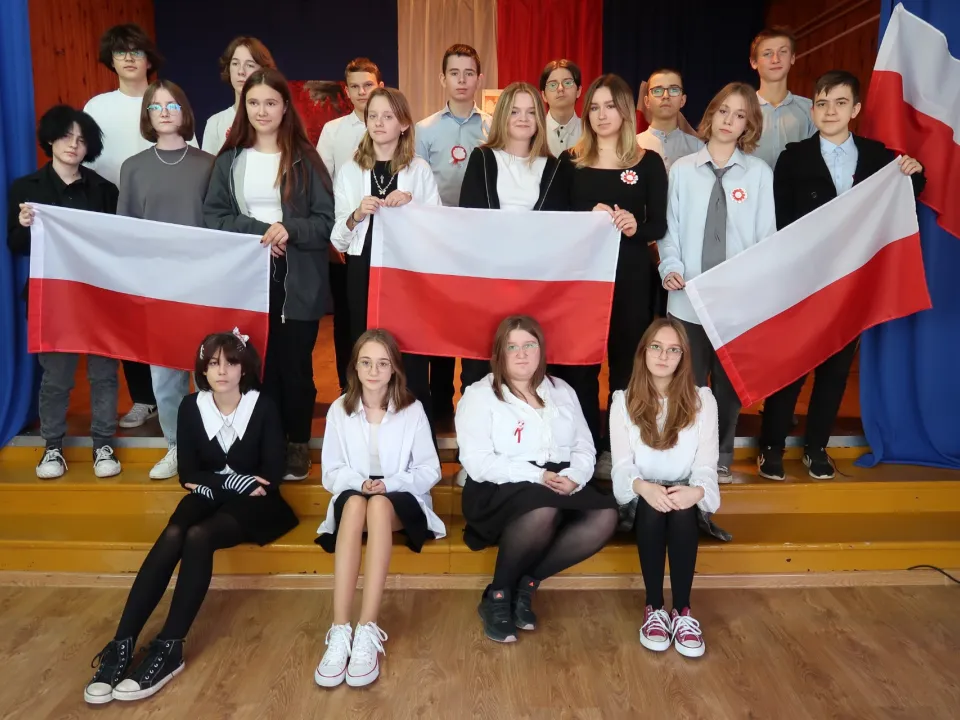 Święto Niepodległości zdjęcia grupowe — zdjęcie 5