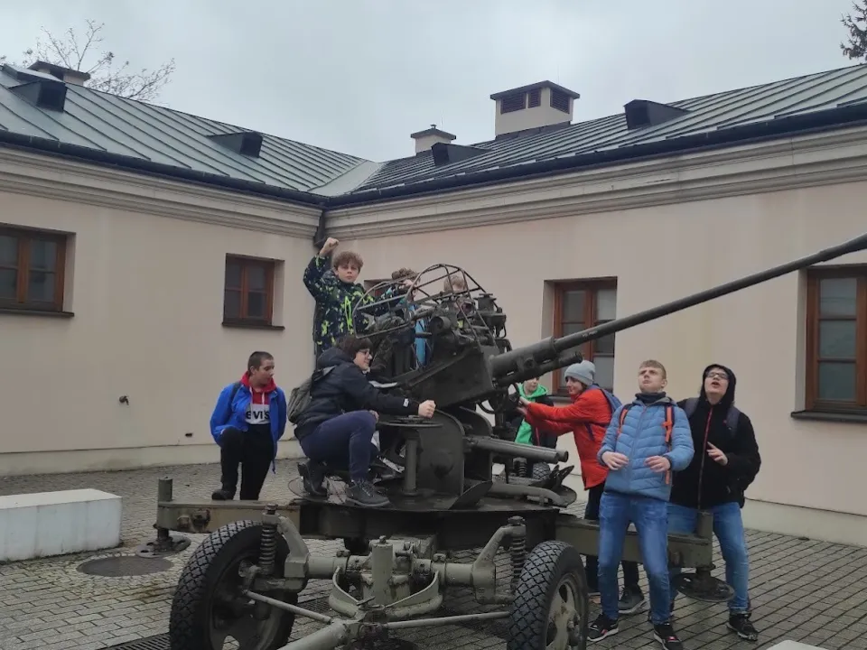 Gra miejska „Legionowym szlakiem” — zdjęcie 15