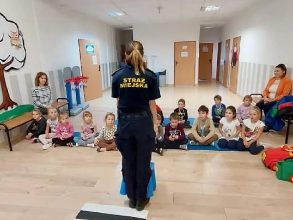 Spotkanie z funkcjonariuszami Straży Miejskiej — zdjęcie 15