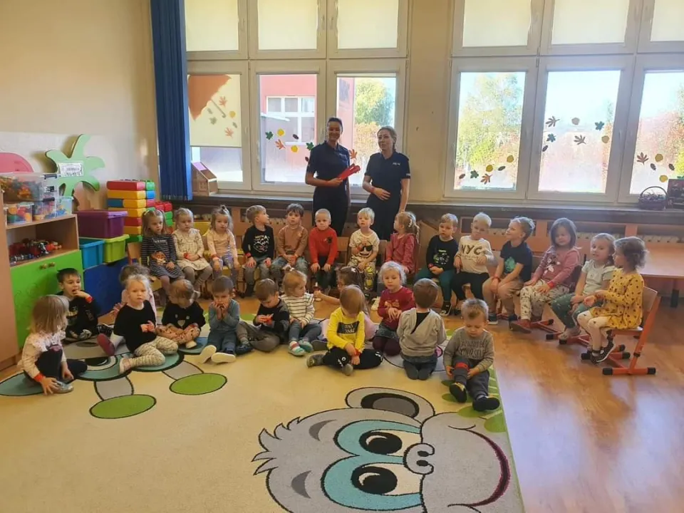 Spotkanie Biedronek z Policją — zdjęcie 15