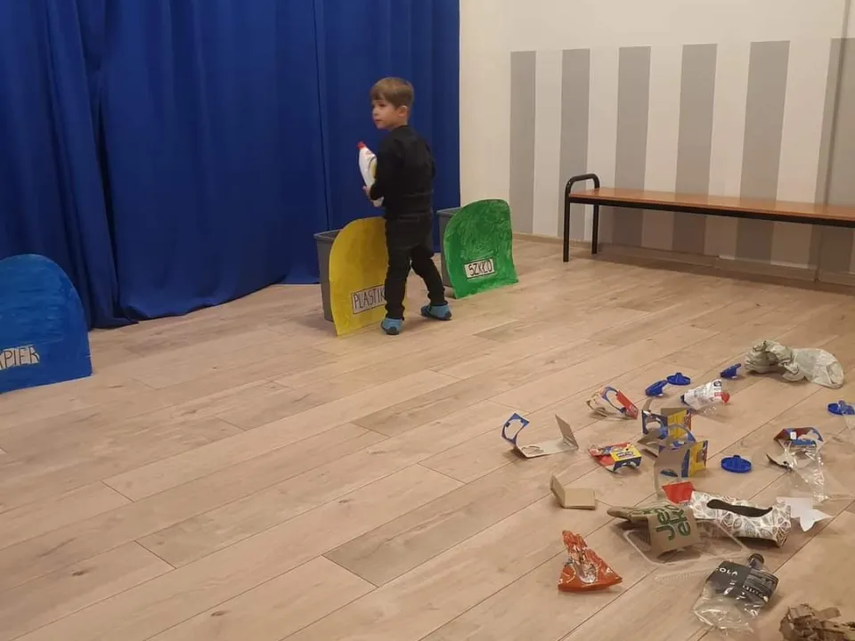 Ogólnopolska Akcja Sprzątania Świata w Biedronkach — zdjęcie 12