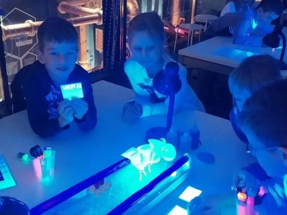 Wycieczka do Energetyczneg Centrum Nauki w Kielcach. — zdjęcie 1