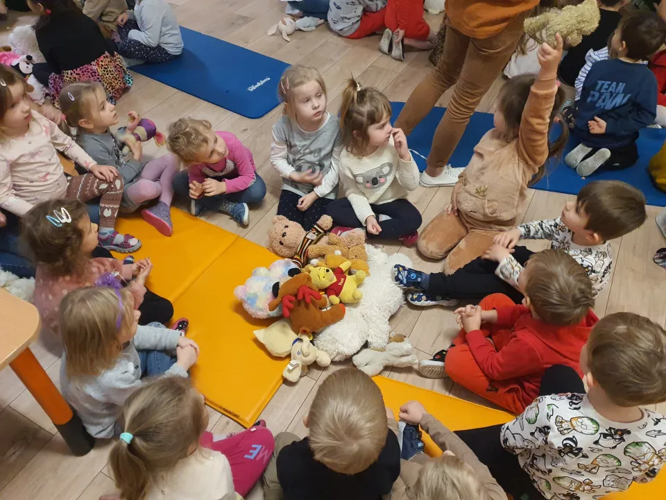 Dzień Pluszowego Misia w grupie Biedronki — zdjęcie 4