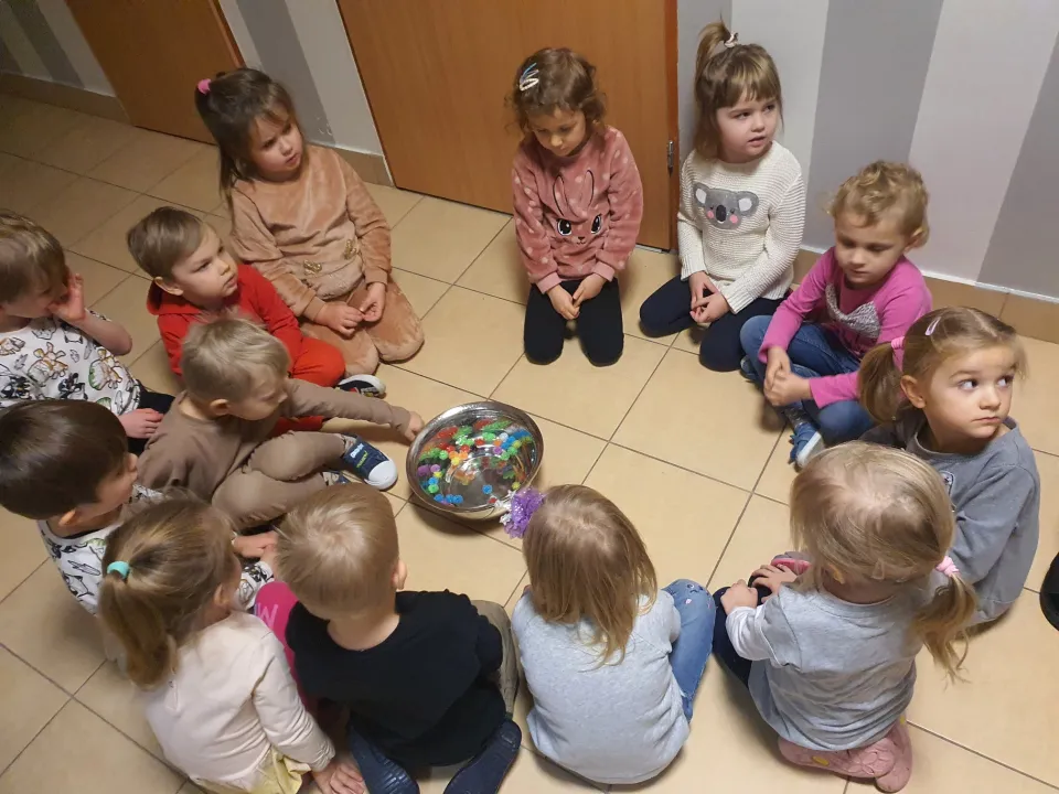 Dzień Pluszowego Misia w grupie Biedronki — zdjęcie 5