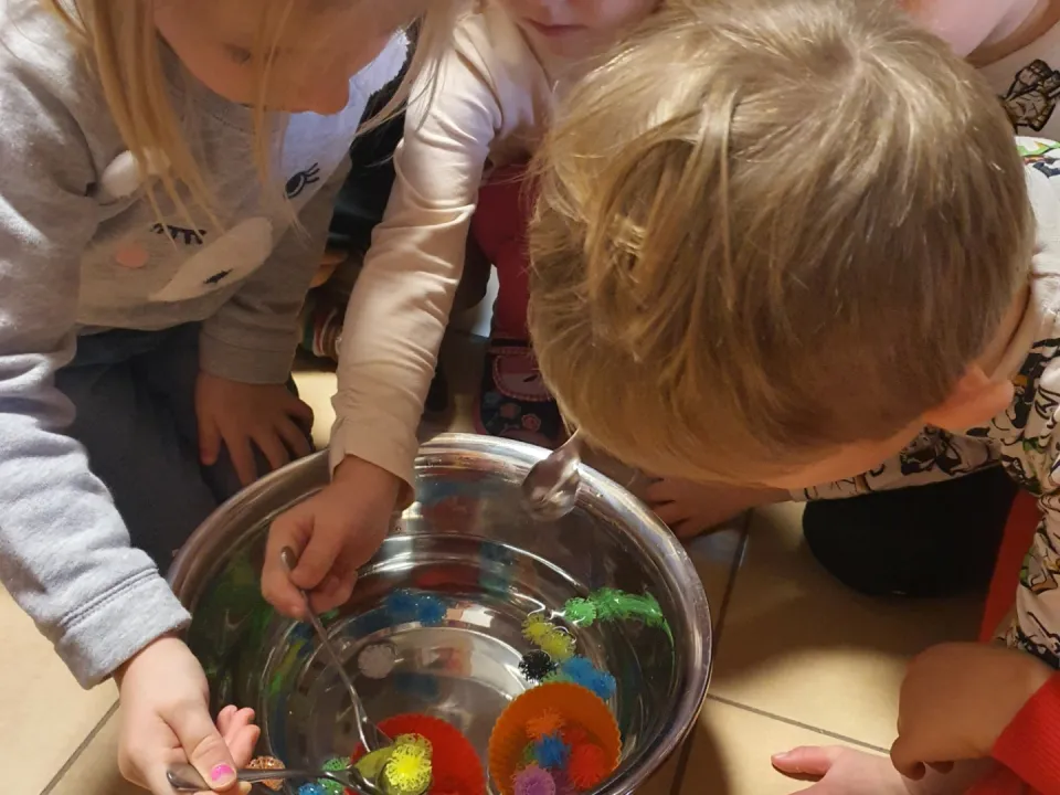 Dzień Pluszowego Misia w grupie Biedronki — zdjęcie 6