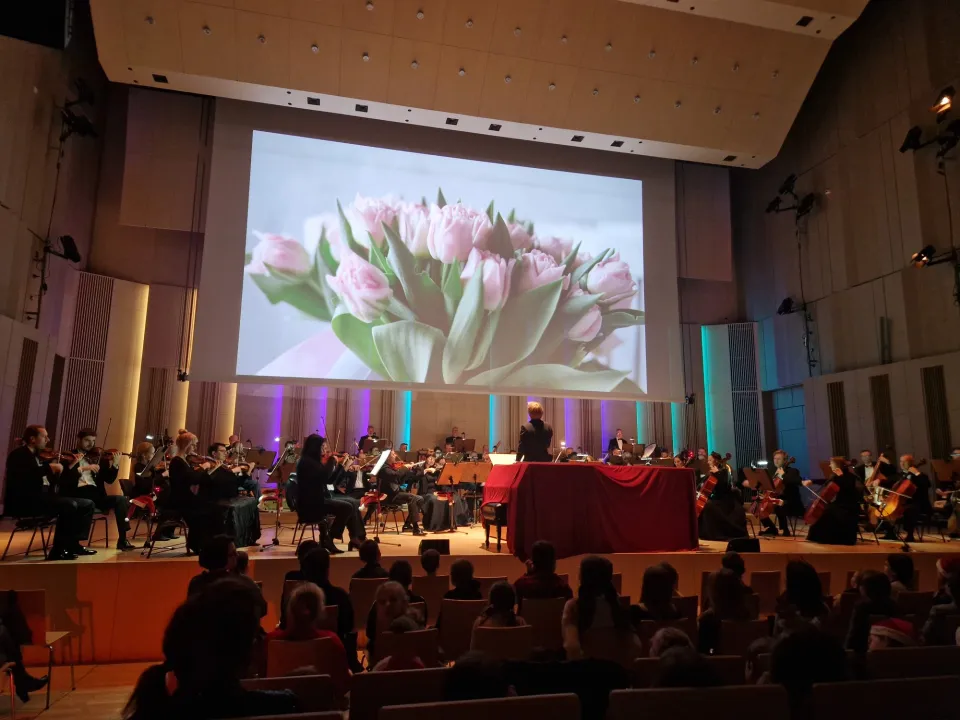 Koncert mikołajkowy w Filharmonii Świętokrzyskiej  — zdjęcie 6