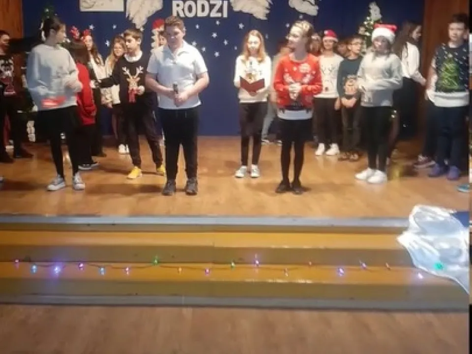 5 b z okazji Świat — zdjęcie 2