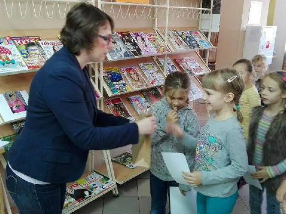 Klasa IId w Bibliotece Miejskiej — zdjęcie 2