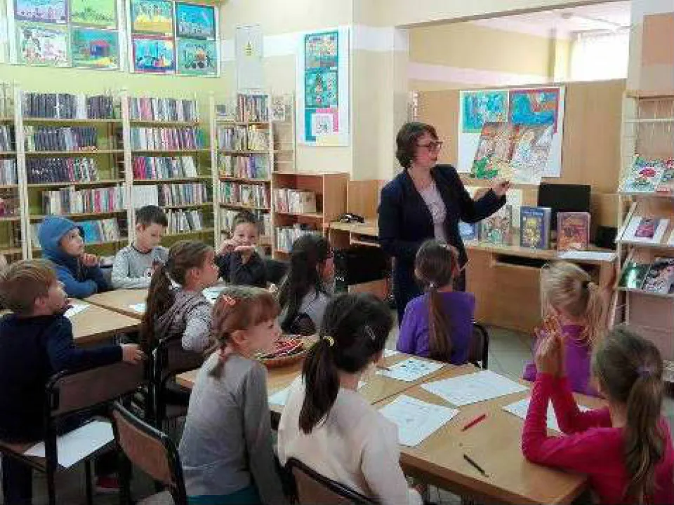 Klasa IId w Bibliotece Miejskiej — zdjęcie 7