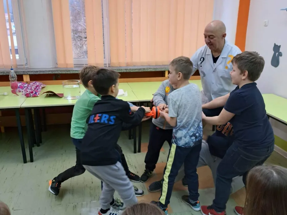 Fizyka dla smyka kl. I-III — zdjęcie 4