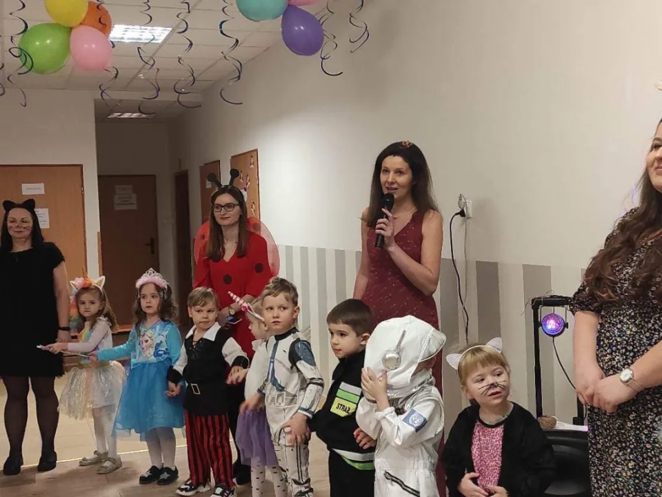 Fotorelacja z balu karnawałowego - Biedronki — zdjęcie 3