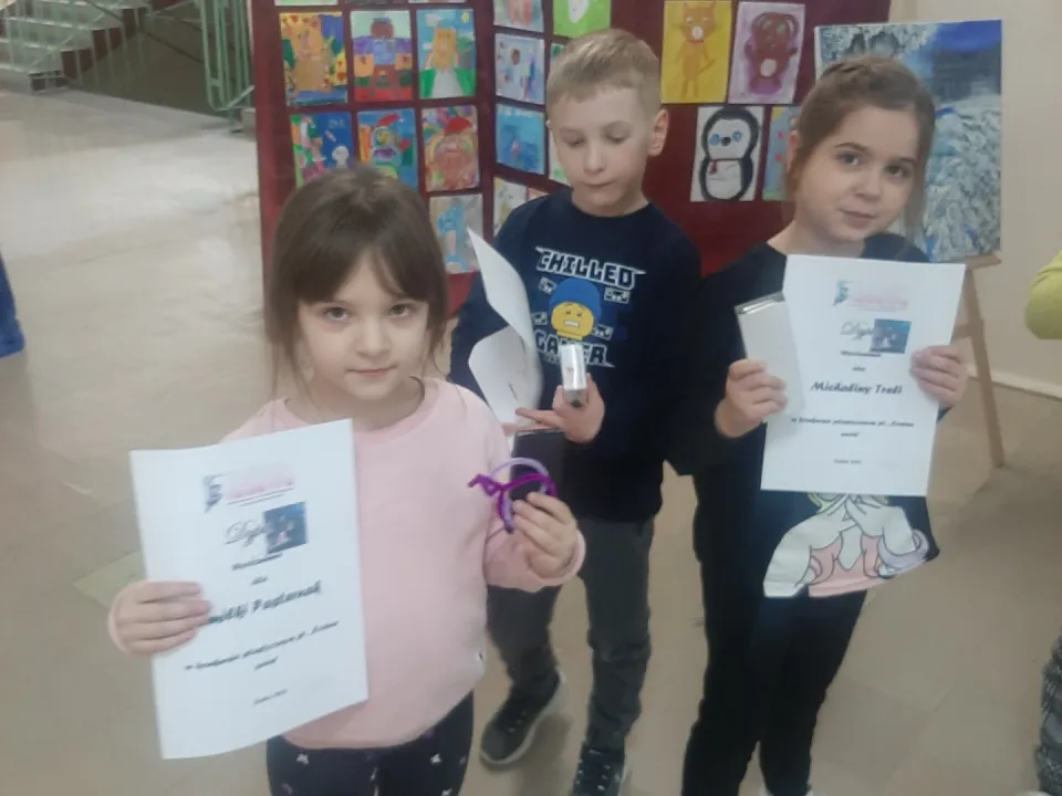 Konkurs plastyczny dla kl. 1-3 pt. "Kraina snów" — zdjęcie 10