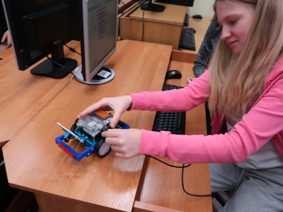 Programowanie  mBoota - Laboratoria Przyszłości — zdjęcie 6