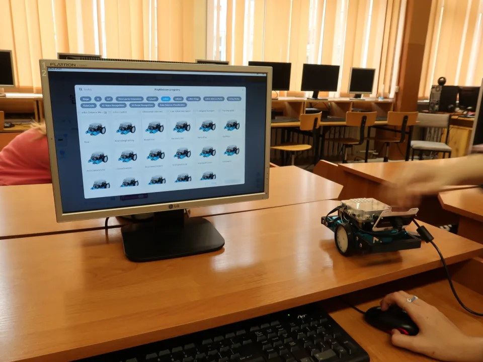 Programowanie  mBoota - Laboratoria Przyszłości — zdjęcie 9