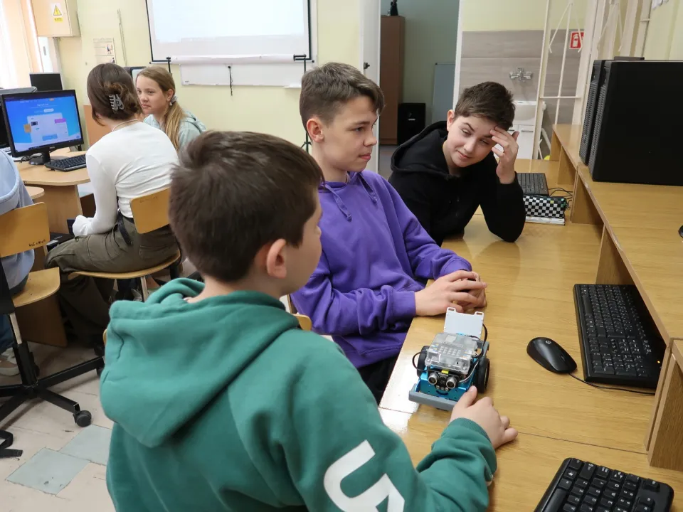 Programowanie  mBoota - Laboratoria Przyszłości — zdjęcie 14