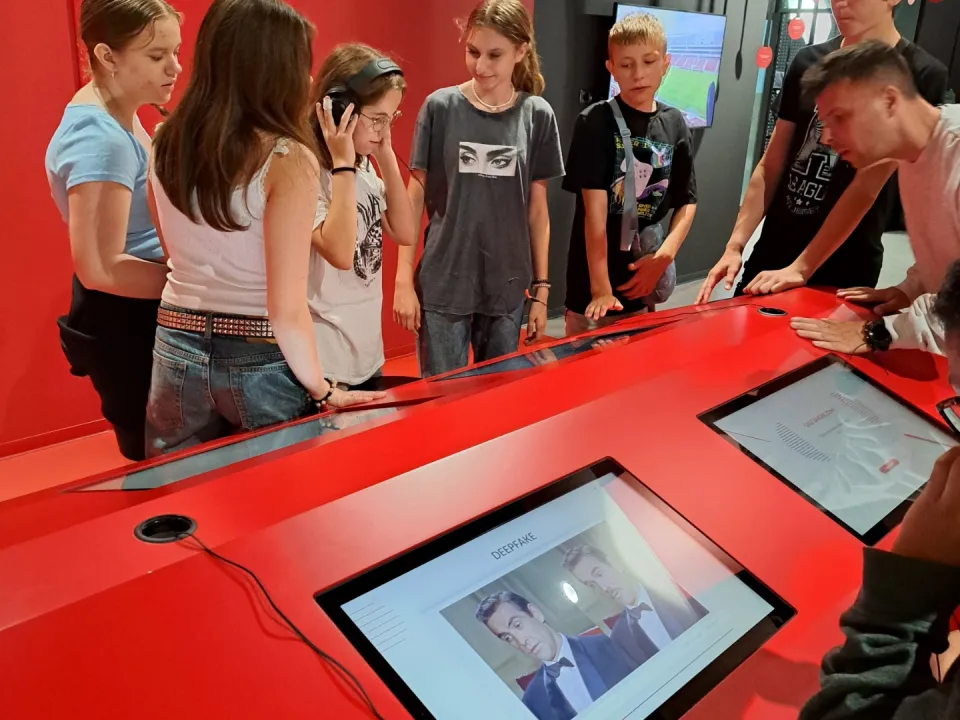 6b w Centrum Edukacji Medialnej — zdjęcie 13
