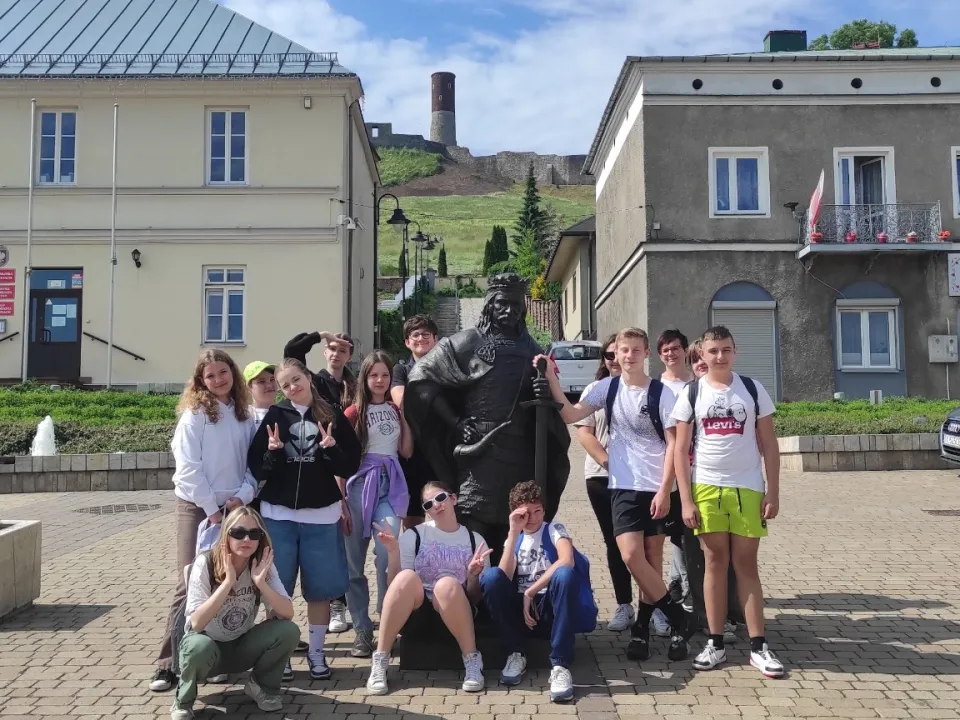 8a z wizytą w królewskim mieście Chęciny — zdjęcie 11