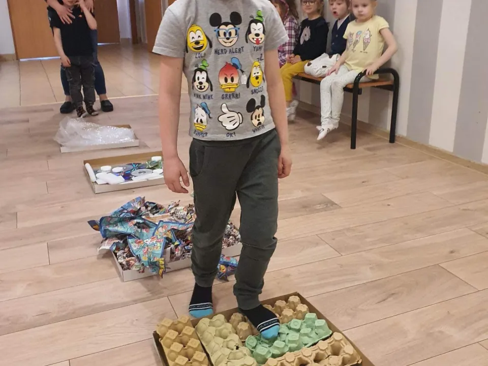 Fotorelacja z Dnia Ziemi w grupie Biedronek — zdjęcie 10