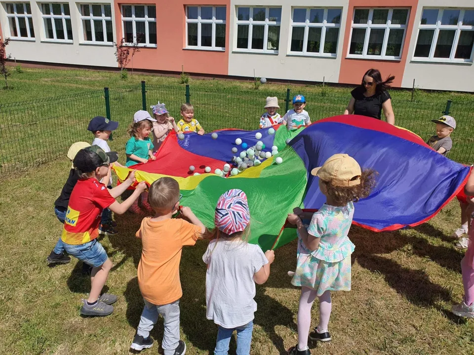 Dzień Dziecka w grupie Biedronek — zdjęcie 7