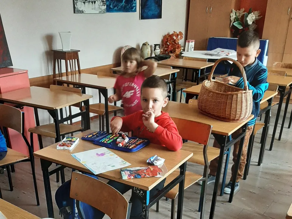 Zajęcia plastyczne kl. 1-3 — zdjęcie 1